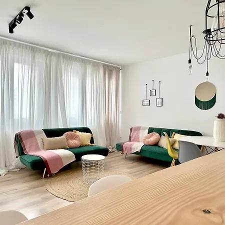 2k - De Diseno En Centro De *