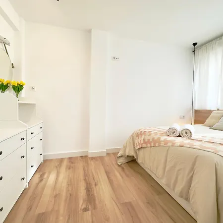 2k - De Diseno En Centro De Apartment