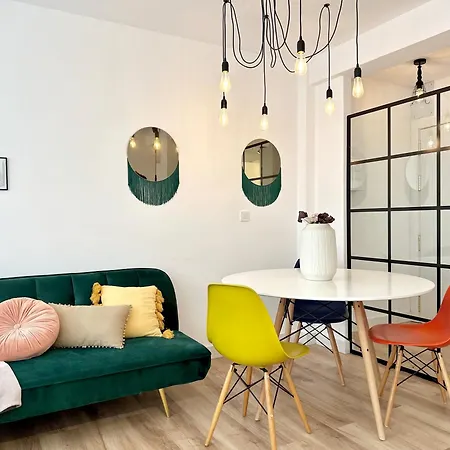 2k - De Diseno En Centro De Apartment