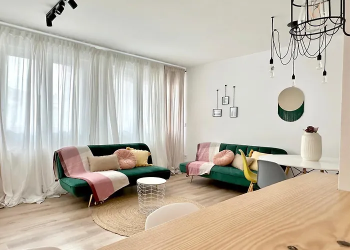 2k - De Diseno En Centro De *