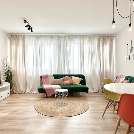 2k - De Diseno En Centro De アパート カストロ・ウルディアレス