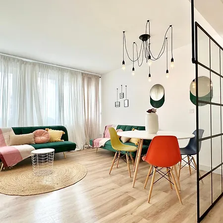 2k - De Diseno En Centro De *